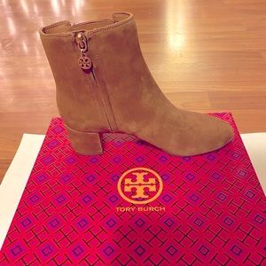 New in Box Tory Burch Mini Benton Suede Gore Boots